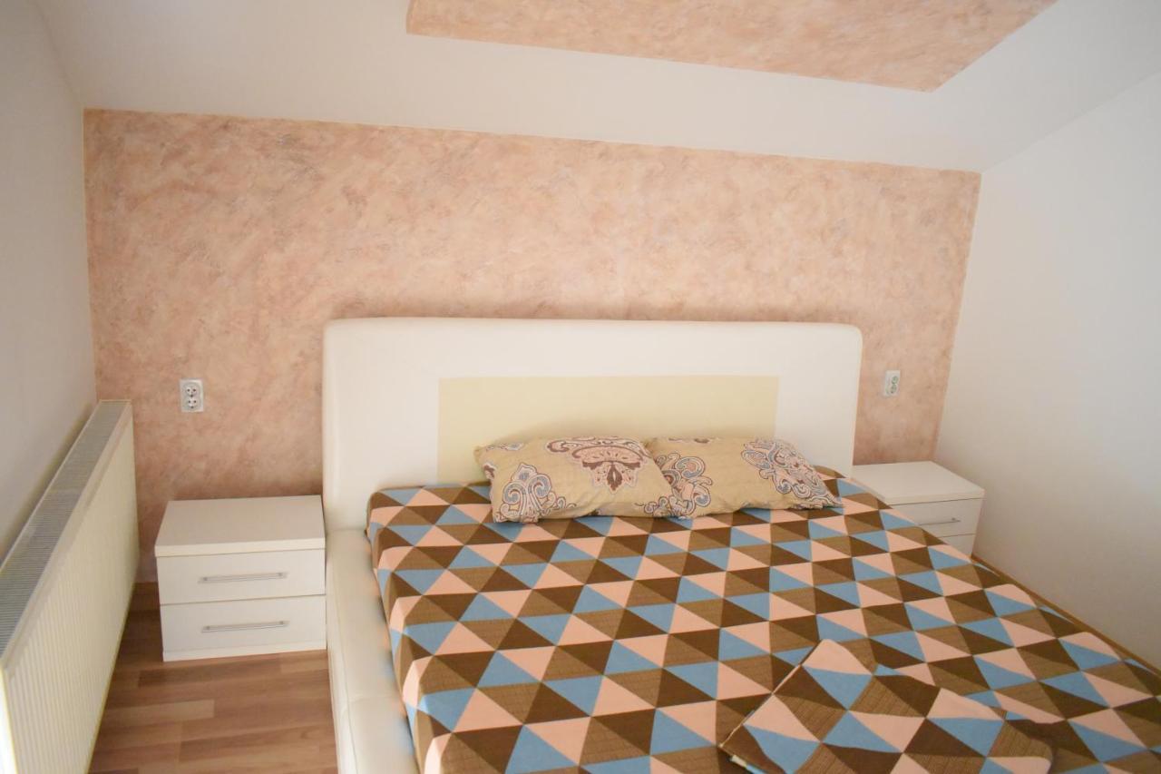 Apartments Holiday فرانيي المظهر الخارجي الصورة