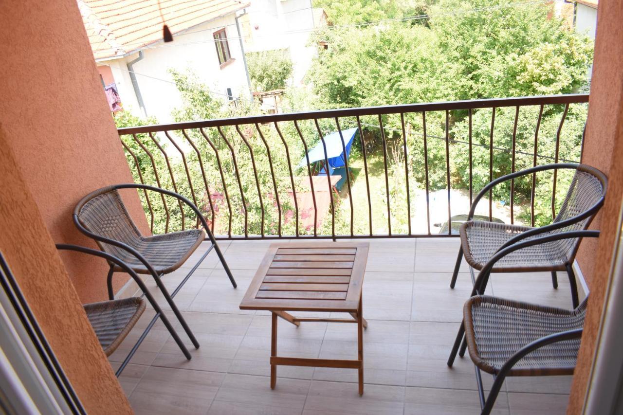 Apartments Holiday فرانيي المظهر الخارجي الصورة